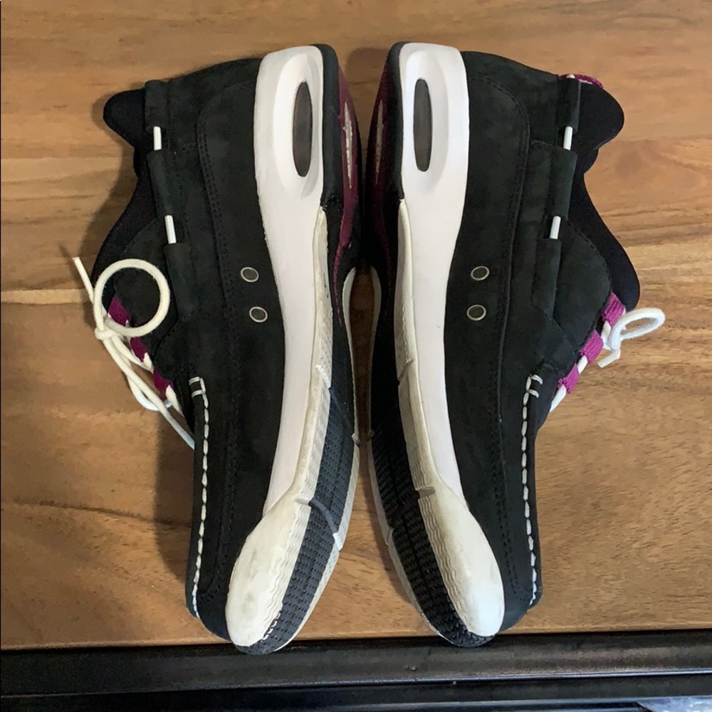 COLE HAAN + NIKE Black Suede Sneaker Shoes - Picture 4 of 12